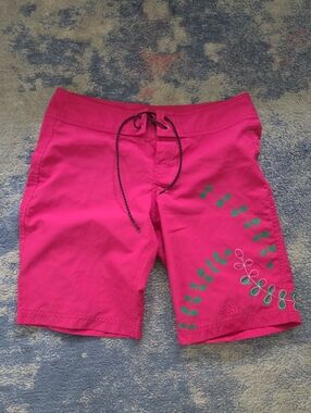 The North Face Hot Pink Floral-Accent Bermudas
